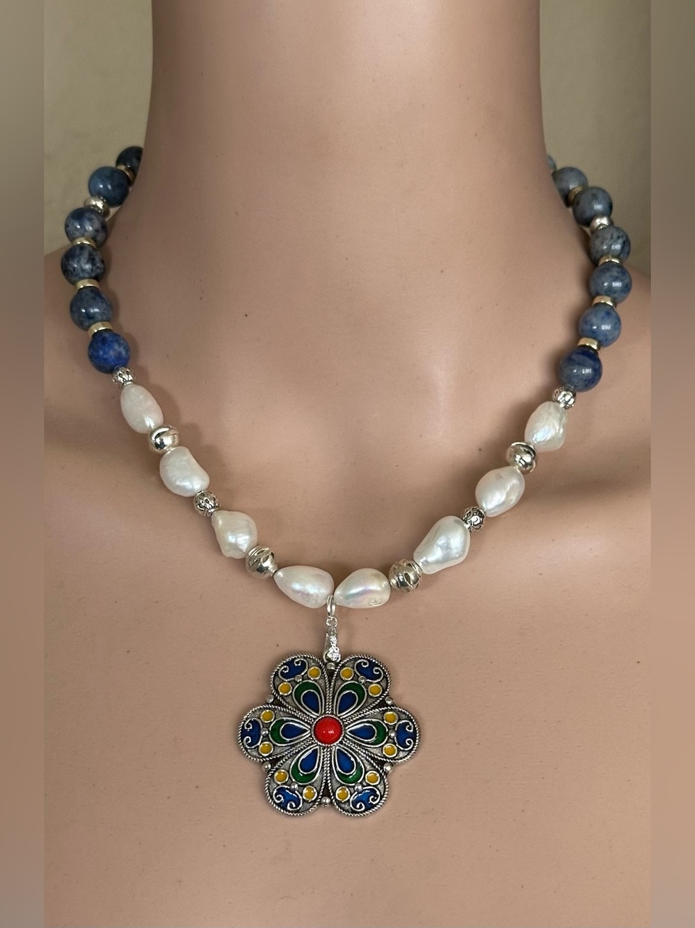 20-1/2 inch Mixed bead necklace NWOT - Picture 15 of 16